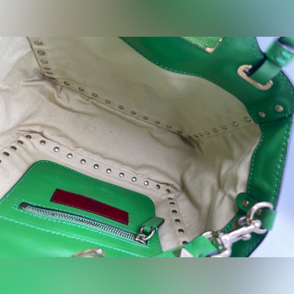 Valentino Garavani Stud Two Way Bag - Picture 8 of 10